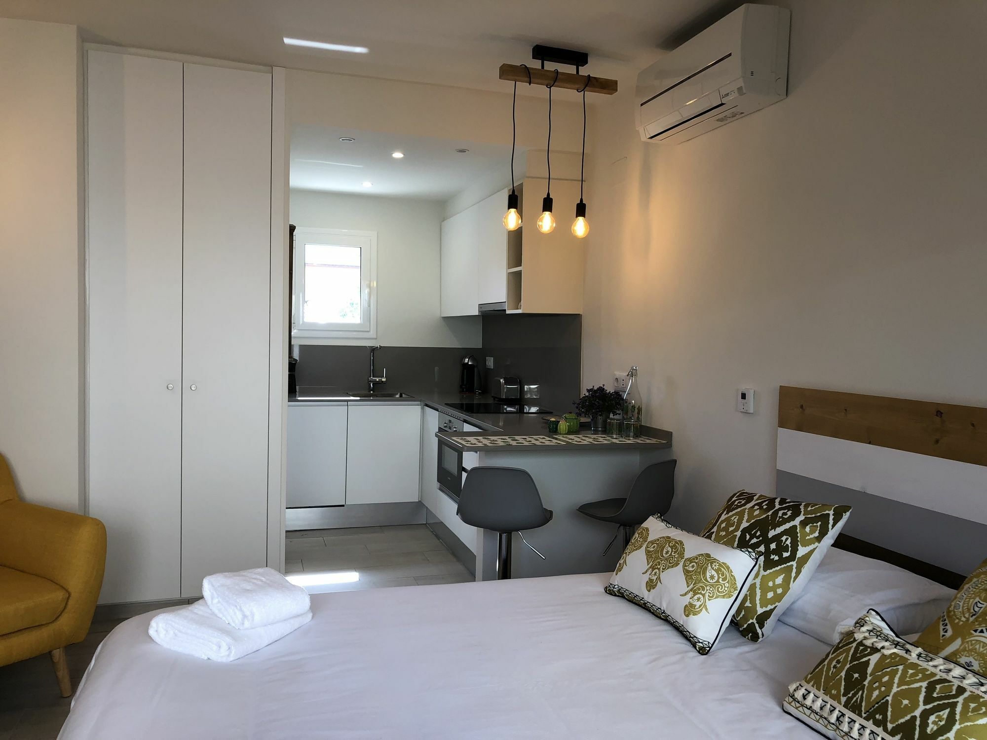 קסטלדפלס Rambla De Marisol Apartments מראה חיצוני תמונה