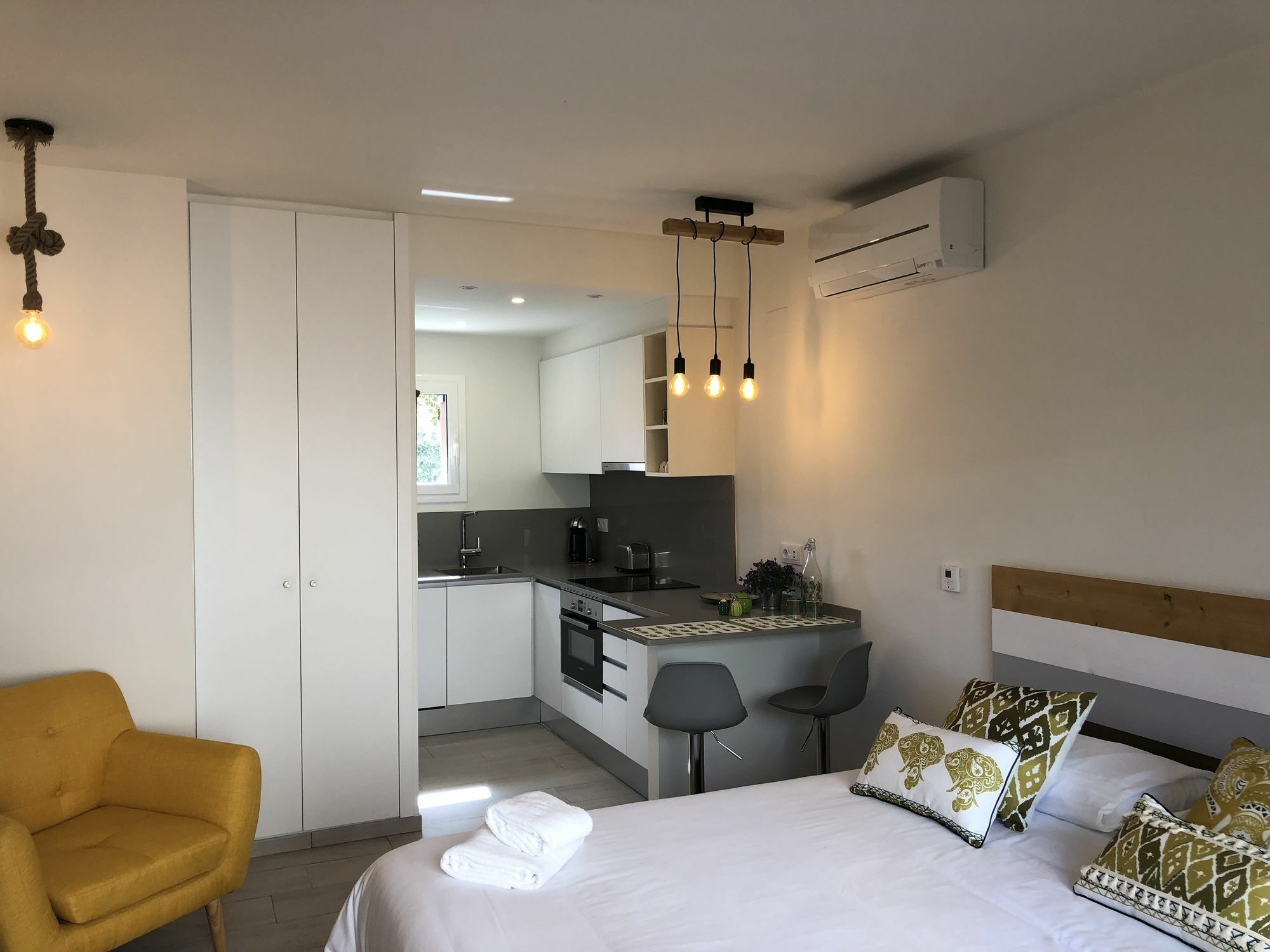 קסטלדפלס Rambla De Marisol Apartments מראה חיצוני תמונה